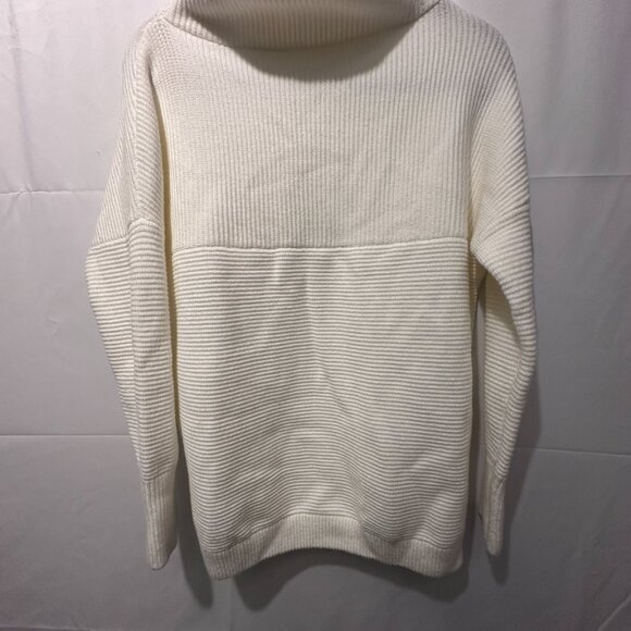 Chicwish Ivory Chunky Knit Turtleneck Sweater – Size M/L - Picture 2 of 4